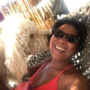 Meet your Posher, Rochelle